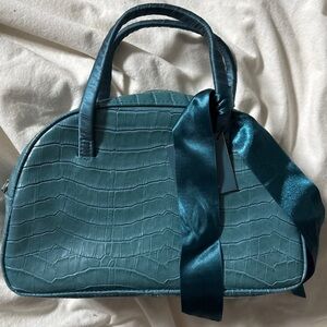 🔥3 for $25 Victoria Secret makeup back blue with ribbon